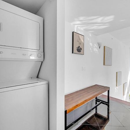 Iconic 2 Bedroom Loft Brickell-Stunning Views Miami Buitenkant foto