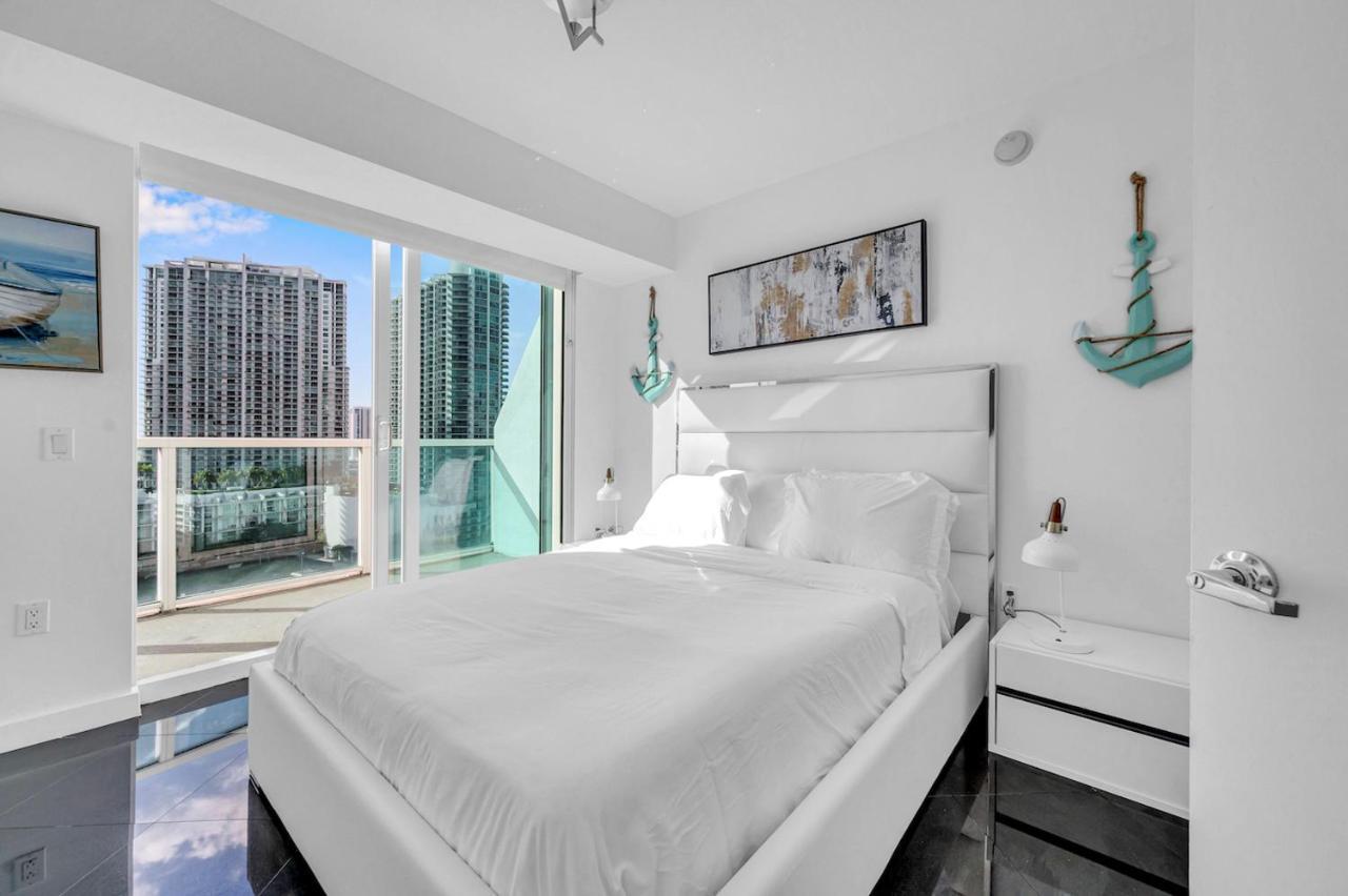 Iconic 2 Bedroom Loft Brickell-Stunning Views Miami Buitenkant foto