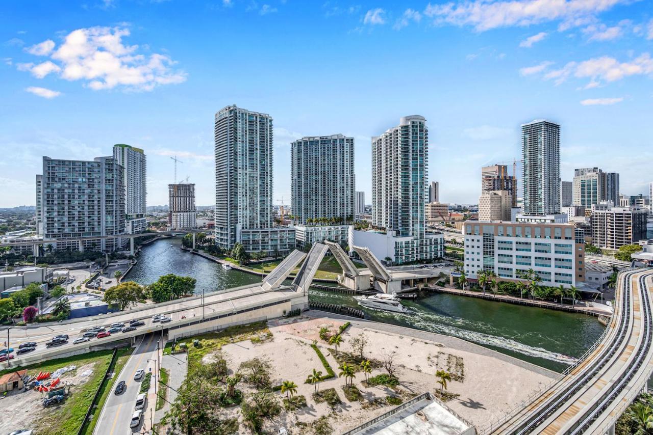 Iconic 2 Bedroom Loft Brickell-Stunning Views Miami Buitenkant foto