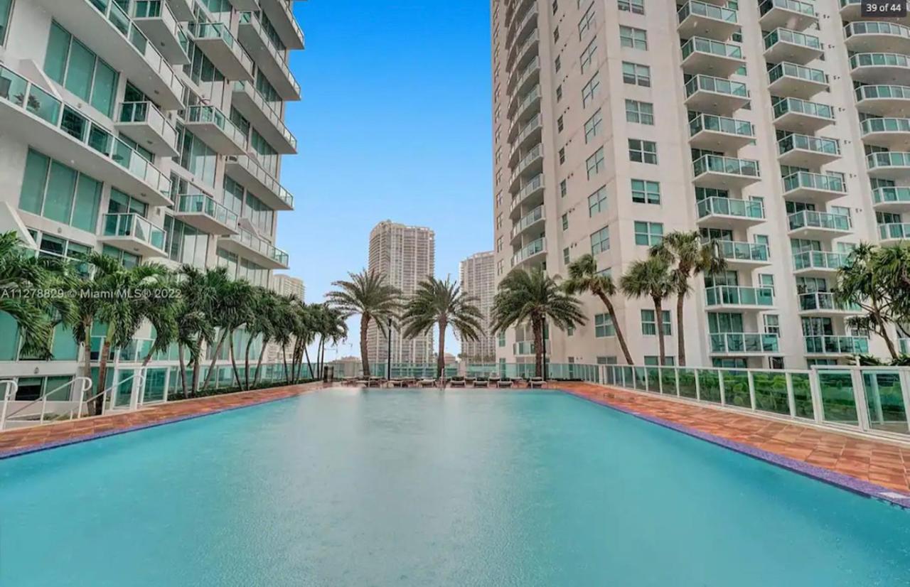 Iconic 2 Bedroom Loft Brickell-Stunning Views Miami Buitenkant foto